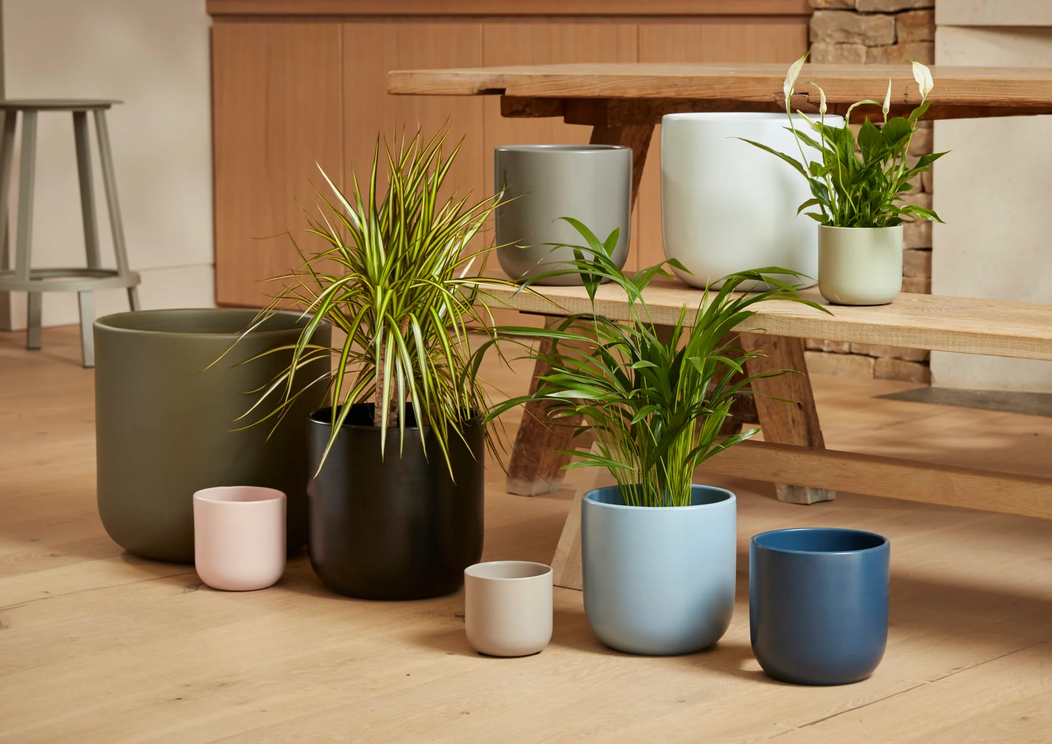 Capri Ceramic Plant Pot, Dark Blue - Image 5