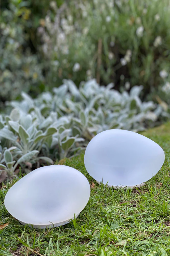 Solar Powered Glass Pebble Light - Image 11