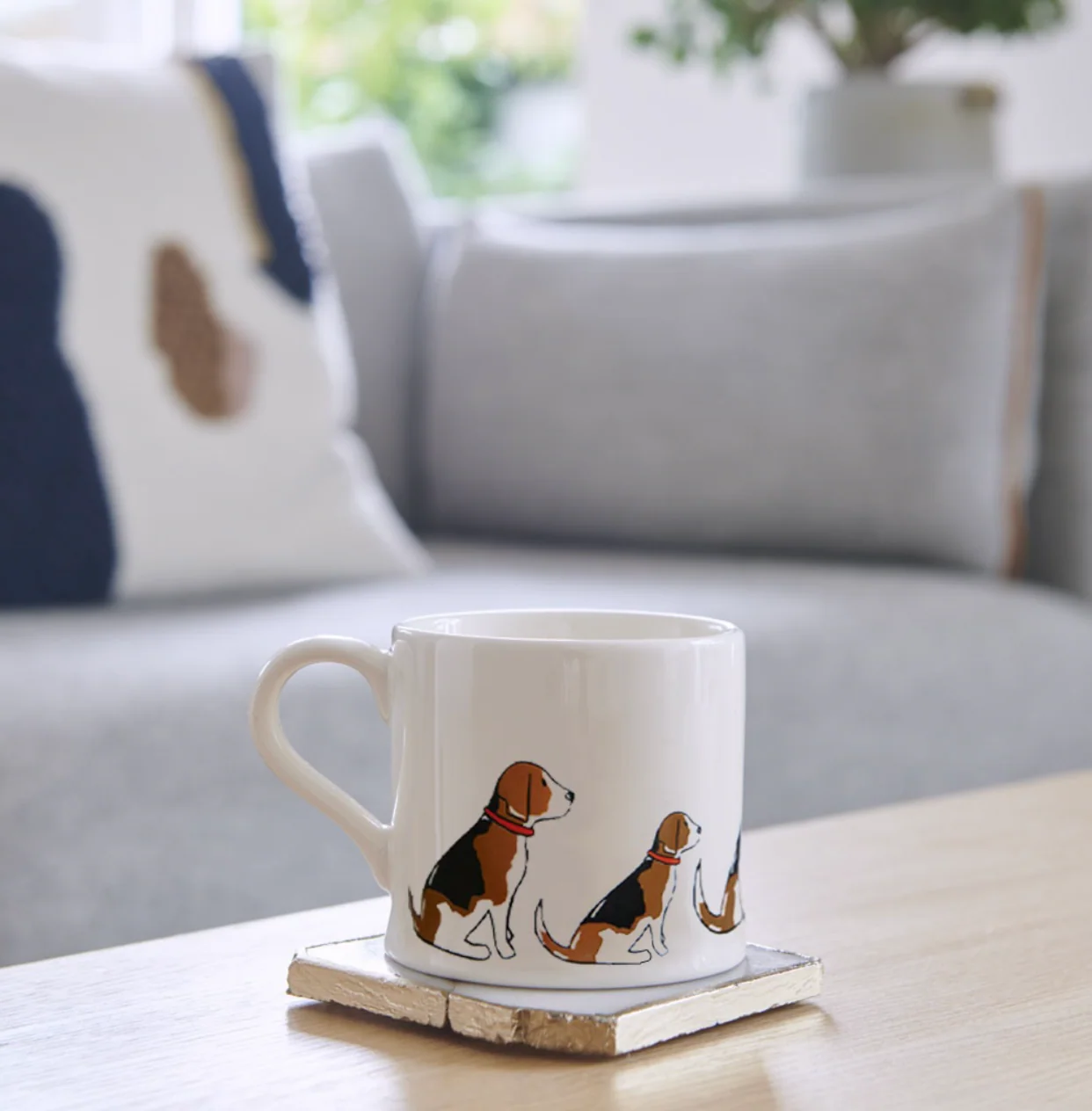 Sweet William Ceramic Mug, Beagle - Image 4