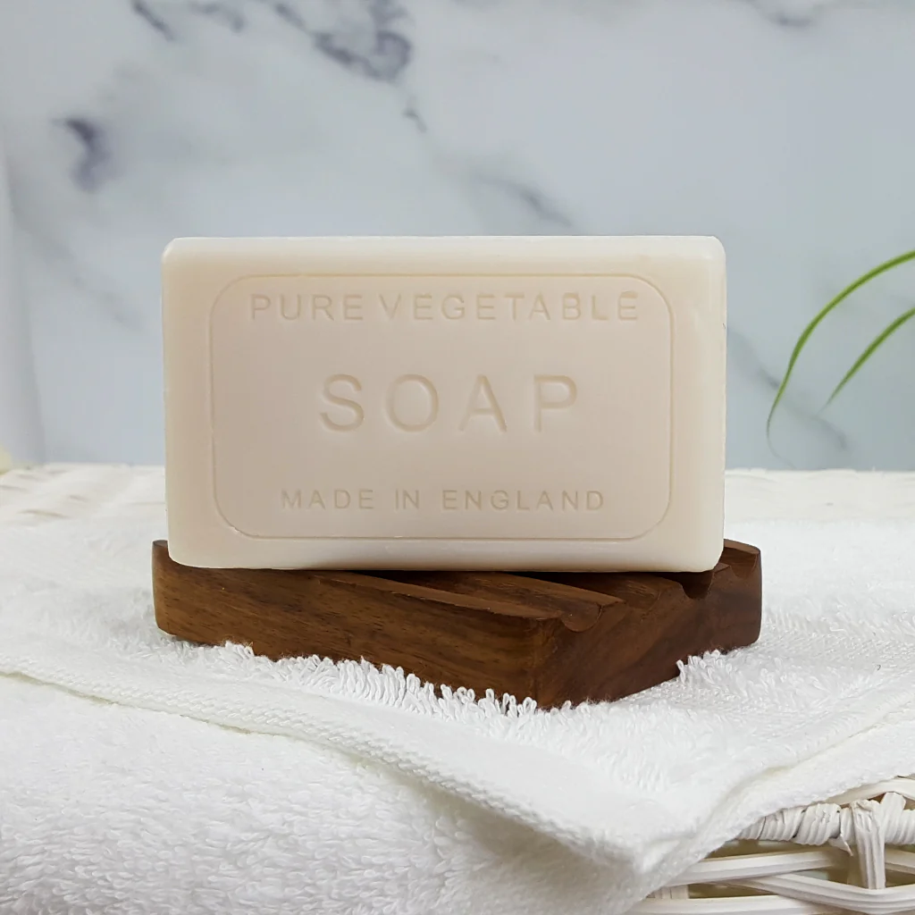 The English Soap Company Anniversary, Waterlily & Melon  Soap - Image 5