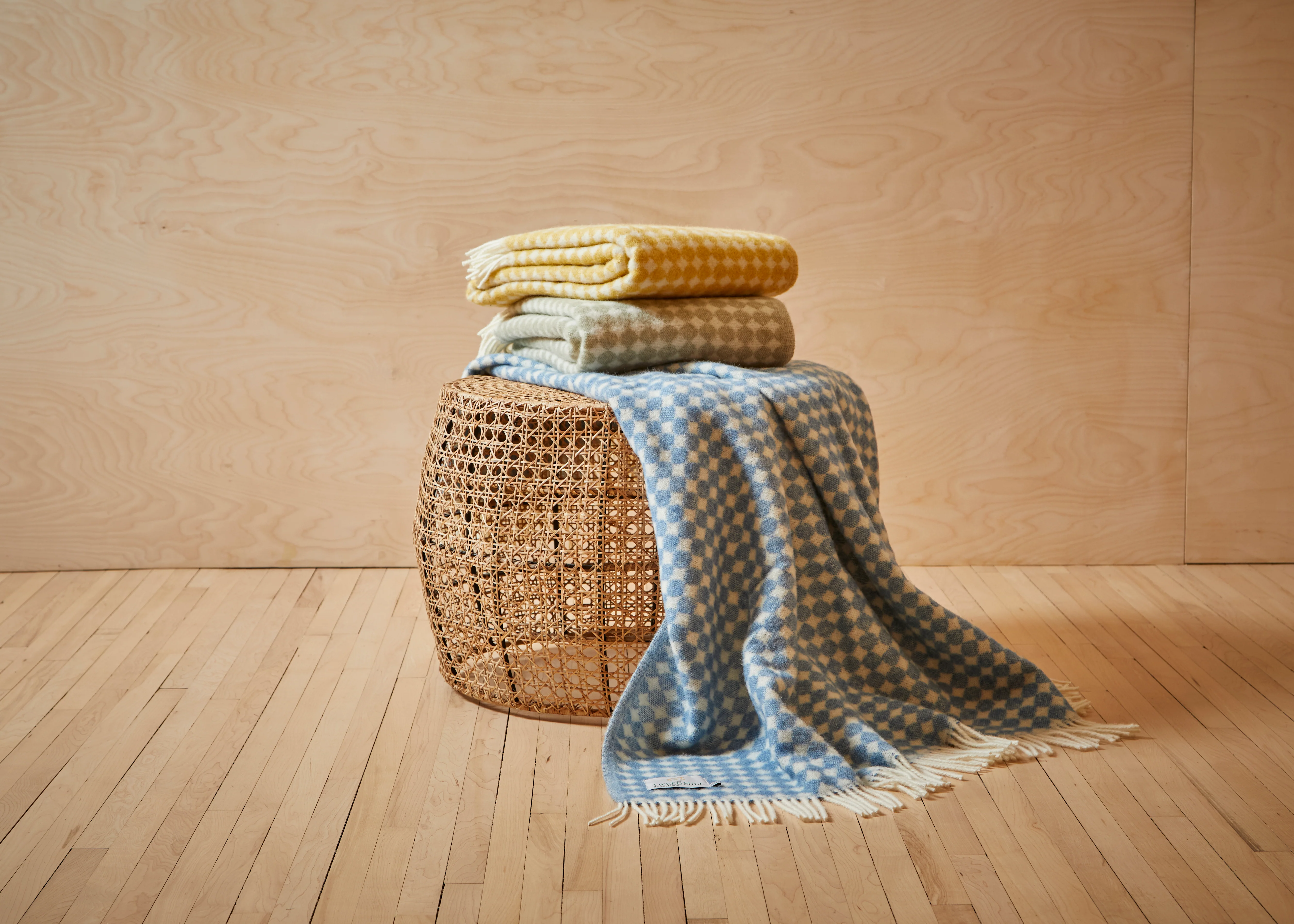 Tweedmill Jacquard Spot Pure New Wool Reversible Throw, Blue Jay - Image 6